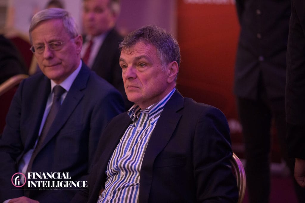 La data de 30.04.2019, Banca a obținut un profit brut de 153,2 mil. lei, semnificativ mai mare față de obiectivele asumate pentru perioada ianuarie-aprilie 2019", a declarat domnul Laurențiu Mitrache, Director general – Preşedinte al Comitetului de Direcție al CEC Bank.