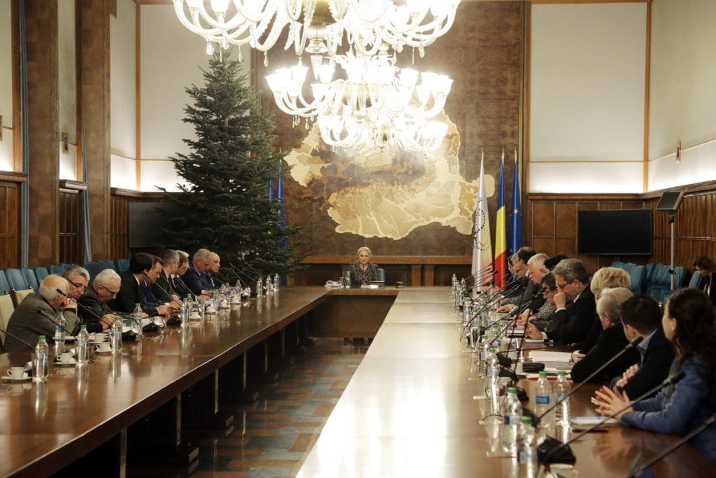 http://gov.ro