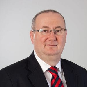 Eugen Lascu este managing partner la Thepesia Corporate Advisory. În calitate de consultant, are o experiență vastă în managementul schimbării (turnaround management), change management (componenta umană a schimbării) și finanțarea corporativă. Are o experiență de peste 12 ani în managementul corporativ ca CFO și CEO la C.N. Romtehnica SA, vicepreședinte în corporate finance și business development în cadrul UTI Grup, precum și o vastă experiență bancară în cadrul Raiffeisen Bank, România. Este membru al TMA și ACMP (Asociația Profesioniștilor în Managementul Schimbărilor). (http://elascu.ro)
