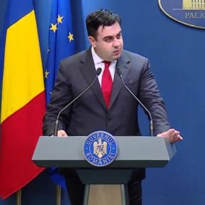 Percheziții DNA la fostul ministru al Transporturilor Răzvan Cuc, într-un dosar de mită (surse) - poza 1