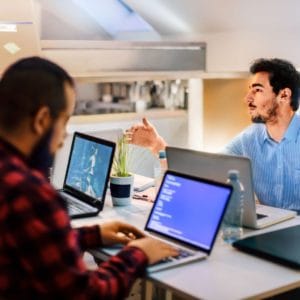 Oracle planifică tăierea a mii de locuri de muncă, din cauza crizei de numerar legate de inteligența artificială - poza 1