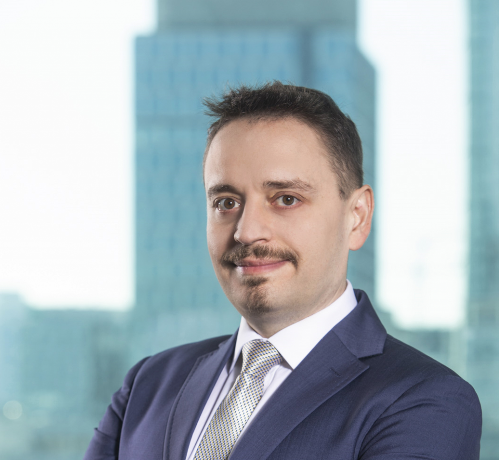 Omar Arnaout CEO XTB
