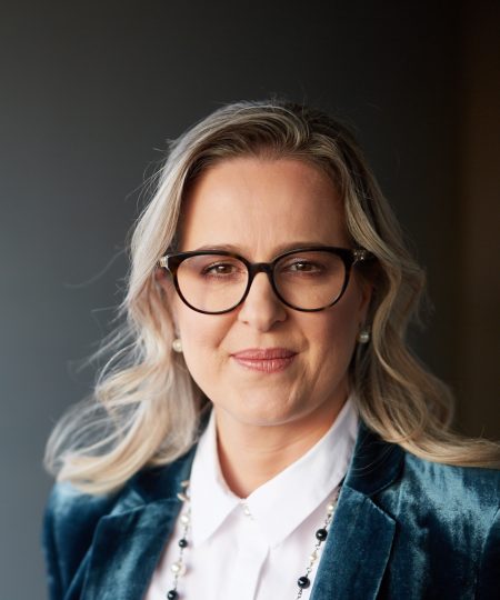 Madalina Teodorescu, First Bank