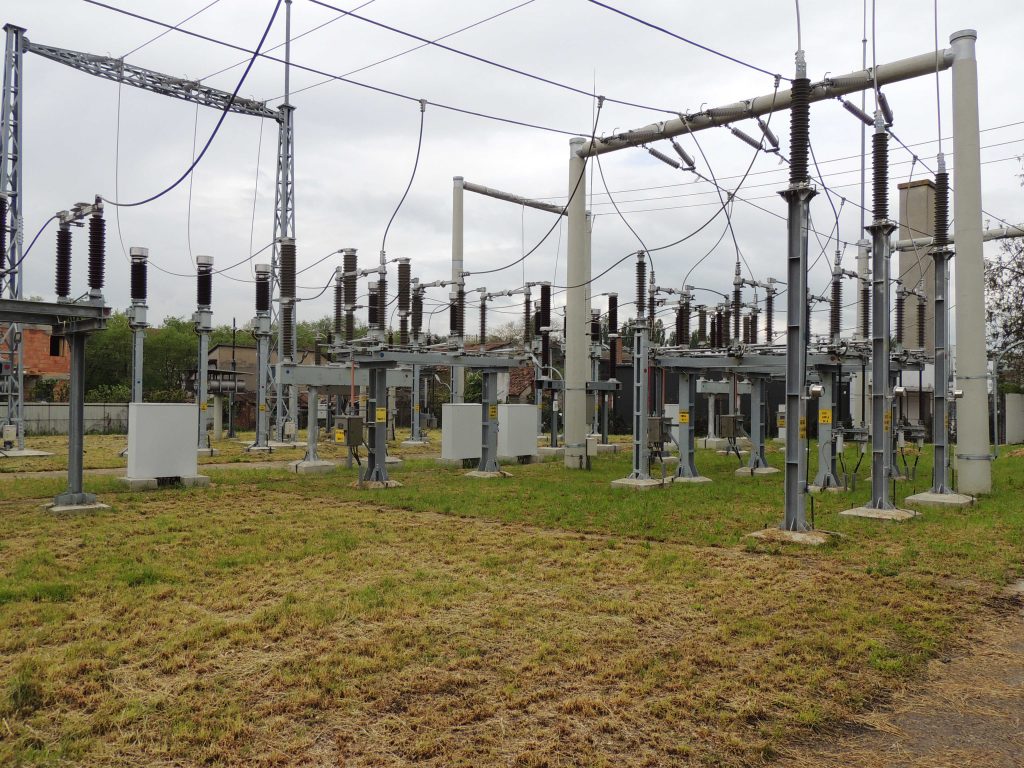 Distribuție Energie Electrică Romania derulează proiecte de investiții de aproximativ 340 milioane lei prin cofinanțare din fonduri europene