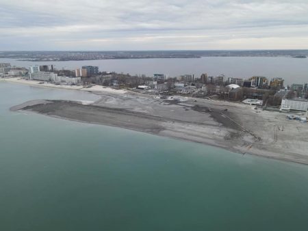 Plajele lărgite din Mamaia nu sunt cadastrate, nu figurează în acte și, deci, nu pot fi concesionate; Vor fi plaje „la liber”, spune șeful Gărzii de Mediu