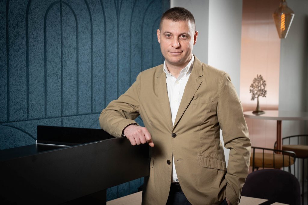 Magazinele de pe platforma MerchantPro, creștere de 80% în valoarea comenzilor în S1