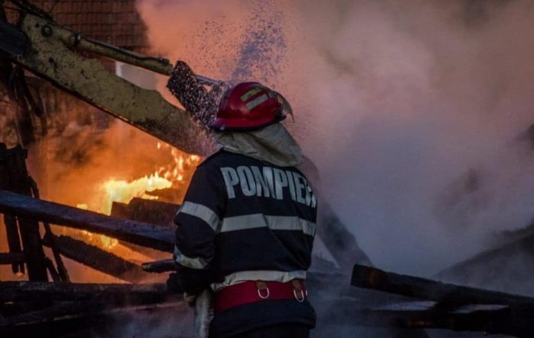 Pompier incendiu