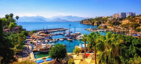 Altex România lansează Altex Travel, în parteneriat cu touroperatorul Karpaten Turism