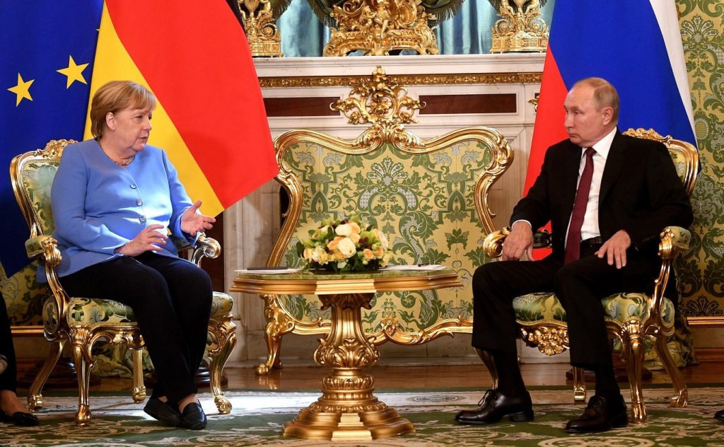 Putin si Merkel