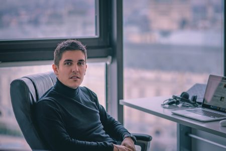 Early Game Ventures, Daniel Dines și alti angel investors investesc 2,5 milioane euro în aplicația mobilă FameUp