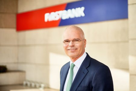 Profit net de peste 10 milioane euro, pentru First Bank, în primul semestru din 2021