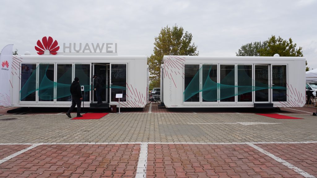 Huawei_truckshow roadshow