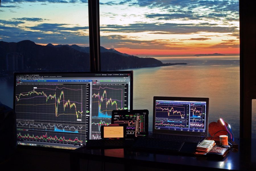 Analiștii de pe Wall Street estimează o creștere substanțială a profiturilor companiilor din indicele S&P 500, o situație rar întâlnită