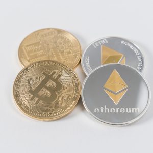 Criptomonede CFD versus Crypto Exchange XTB investitii