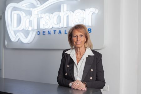 Dr. Fischer Dental a atras 5,13 milioane de lei, prin plasament privat