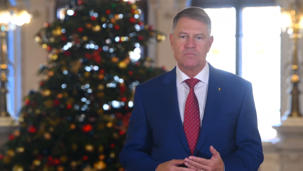 Klaus Iohannis - mesaj de Crăciun: La finalul unui an foarte dificil, să ne reîntoarcem la semnificaţiile acestei sărbători