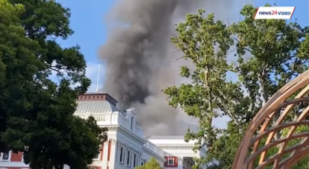 Incendiu Cape Town