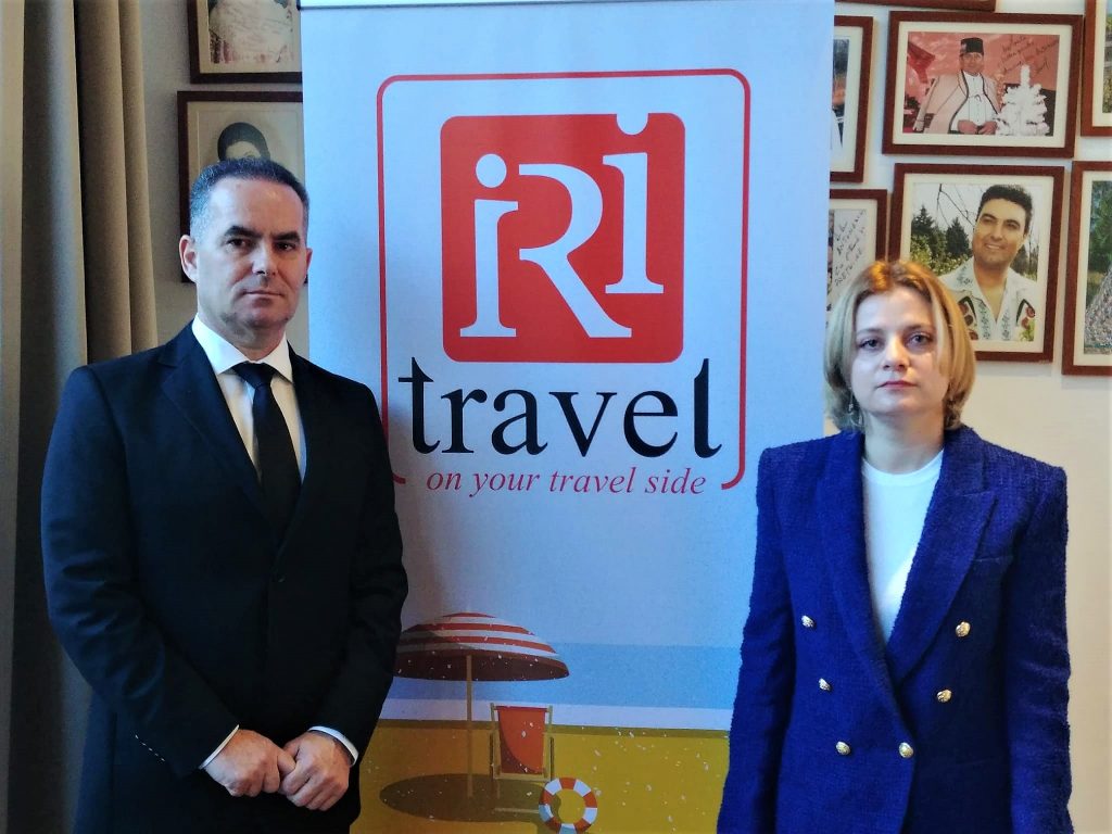 Lucian si Cristina Badircea - IRI Travel (003)