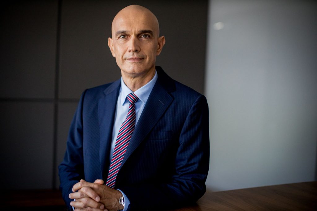 Vladimir Kalinov - vicepreședintele Raiffeisen Bank CSALB Liviu Fenoghen
