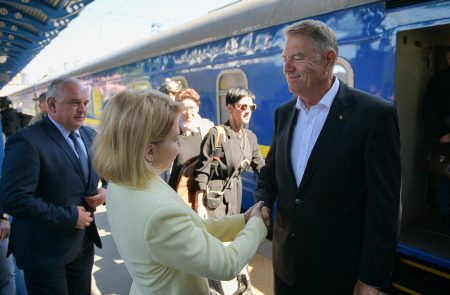 Preşedintele Klaus Iohannis a ajuns la Kiev
 - poza 1