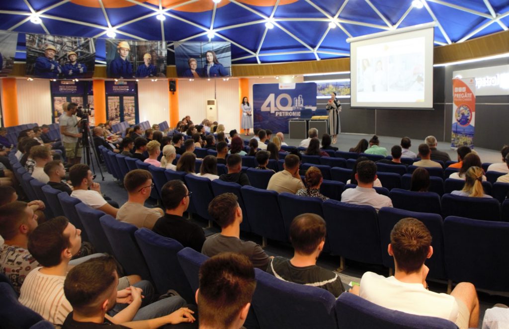 Start în programul de Internship Rompetrol „Pregătit pentru Carieră”