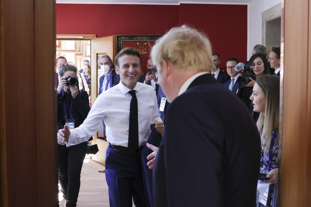 Macron şi Johnson