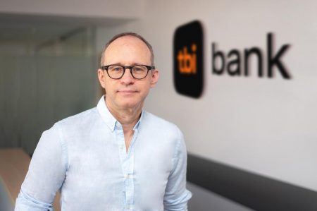 Lukas Tursa, Senior VP, tbi bank