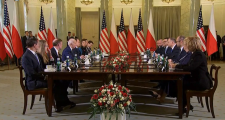 Sprijinul SUA pentru Ucraina este neclintit, declară preşedintele Joe Biden la Varşovia
 - poza 1