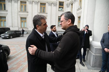 Israelul, “ataşat faţă de respectarea suveranităţii” Ucrainei, declară şeful diplomaţiei israeliene la Kiev
 - poza 1