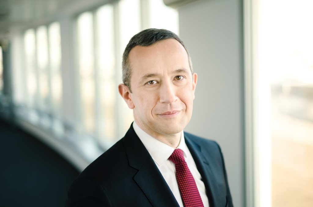 Radosław Kędzia, Vicepreședintele Huawei pentru CEE și Regiunea Nordică: Radosław Kędzia: „În 10 ani, echipamentele Huawei au redus consumul de energie de 2,7 ori”