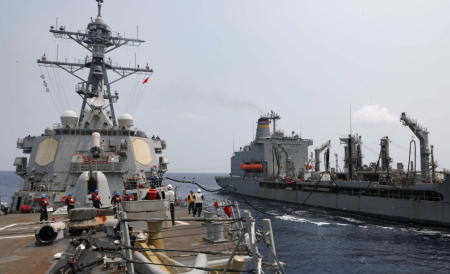 Distrugătorul american USS Milius a navigat prin Str&acirc;mtoarea Taiwan, China a supravegheat trecerea
 - poza 1