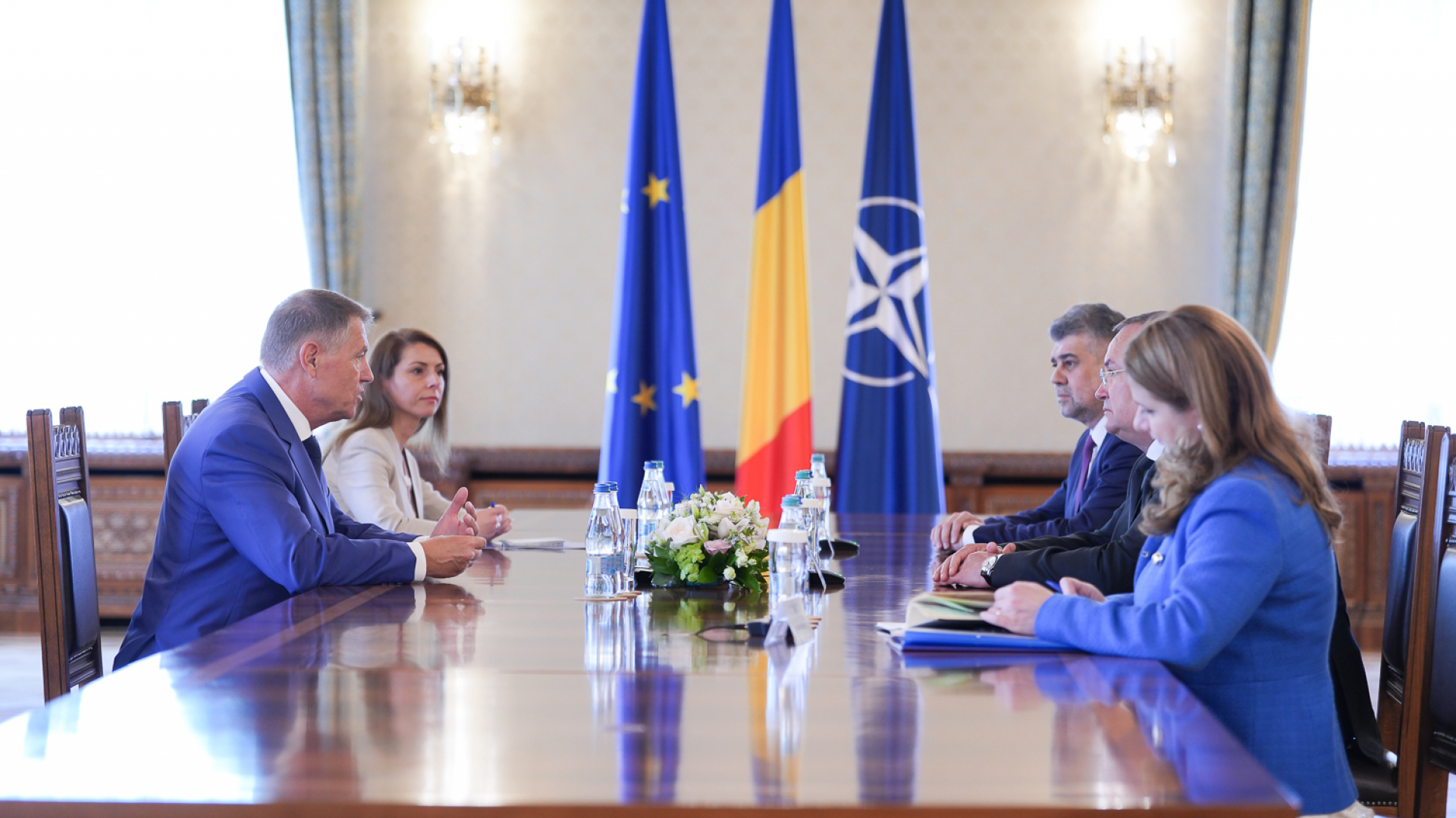 Iohannis ha chiesto ai vertici della coalizione di presentare quanto prima le conclusioni della trattativa con i sindacati