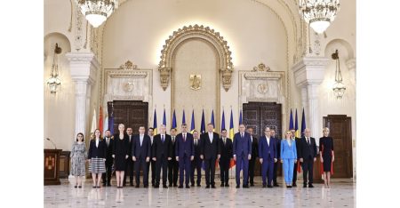 Guvernul a aprobat noua structură a Executivului
 - poza 1