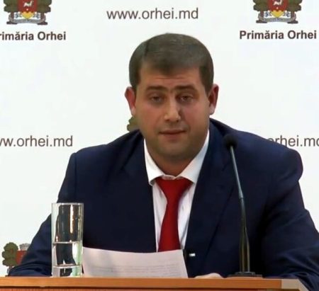 Partidul lui Ilan Şor din Republica Moldova a fost declarat neconstituţional şi scos în afara legii
 - poza 1