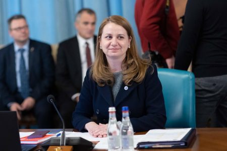 Deca: Trendul privind participarea la greva din Educaţie este unul descendent
 - poza 1