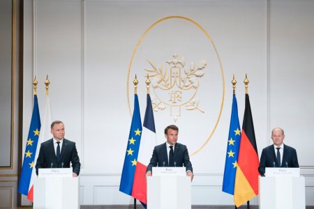 Contraofensiva ucraineană va dura “câteva săptămâni, chiar luni” (Macron)
 - poza 1