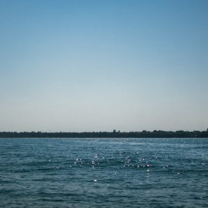 Amplă operaţiune de salvare în Marea Neagră după ce o navă ar fi fost vizată de un atac cu drone / Nouă marinari au fost salvaţi, trei sunt dispăruţi, iar unul este decedat - poza 1