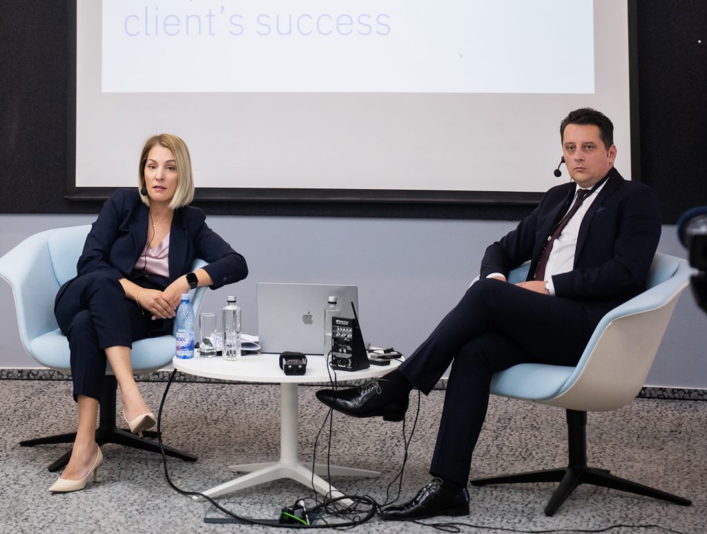 Cerasela Baiculescu, Country Leader IBM România și Moldova și Adrian Năstase, Country Leader, Președintele Consiliului de Administrație al ASEE Solutions România