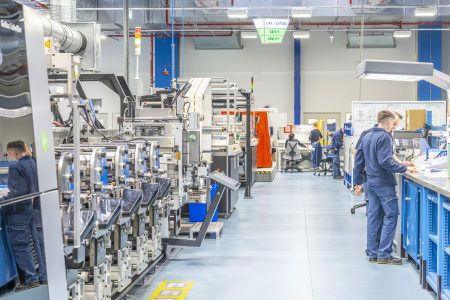 Comenzile noi din industria prelucrătoare, în scădere cu 28,5% în august 2025, faţă de august 2024 - poza 1
