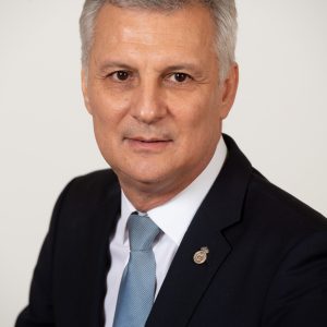 Preşedintele Nicuşor Dan a promulgat legea care permite continuarea construcţiei hidrocentralelor începute înainte de a fi incluse în regimul ariilor protejate; Daniel Zamfir: România trebuie să termine aceste hidrocentrale în care a investit peste un miliard de euro  - poza 1