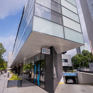 Depunerea dosarului de autorizare a Contrapărții Centrale ar putea avea loc în luna ianuarie 2026, iar operaționalizarea în noiembrie 2026, în condițiile aprobării majorării de capital; Acționarii BVB, așteptați să mai scoată bani din buzunar pentru CCP - poza 1