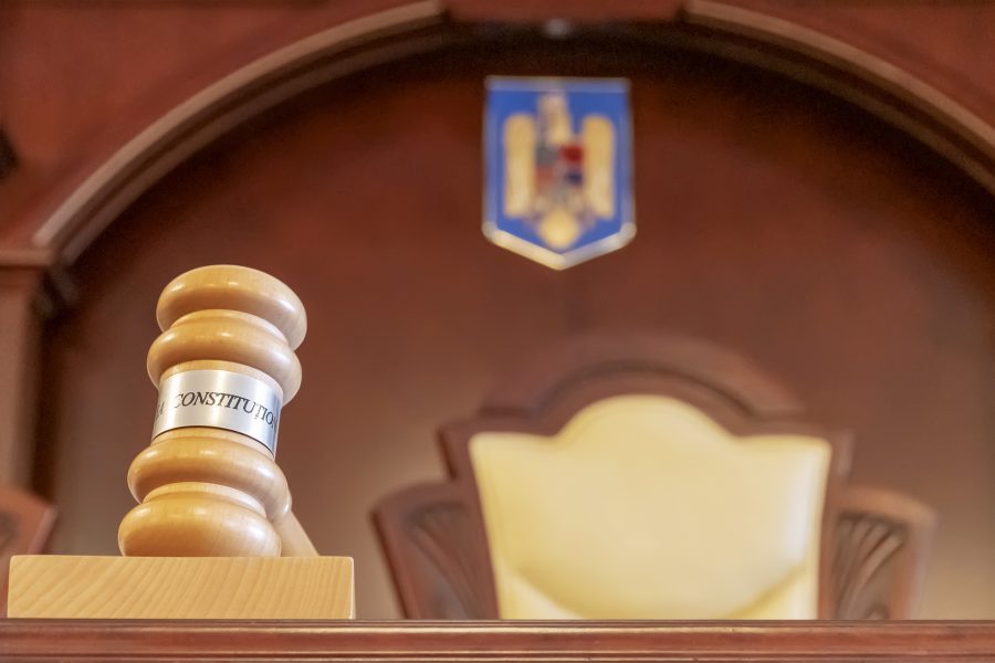 CCR, așteptată miercuri să soluționeze sesizarea lui Sorin Grindeanu privind existența unui conflict juridic de natură constituțională Guvern – Parlament în legătură cu adoptarea ordonanței vizând programul SAFE