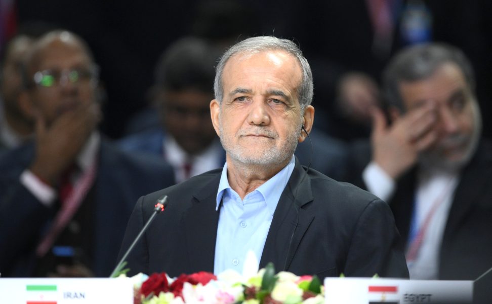 Președintele iranian admite că țara sa trece prin “numeroase dificultăți”