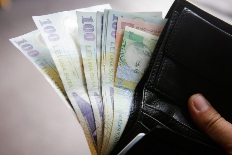 Noua variantă a legii salarizării dublează sporul pentru proiectele europene la primari, viceprimari, președinți și vicepreședinți de CJ