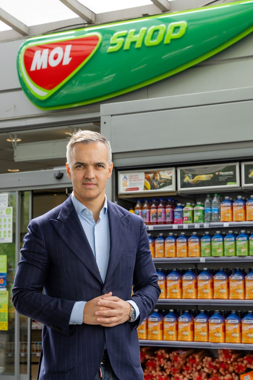 Peter Ratatics, Executive Vice President Consumer Services MOL Group