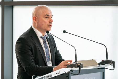 Vulpescu(BVB): România are nevoie de investiţii de 40-50 miliarde de euro pentru sectorul energetic, până în 2030 - poza 1