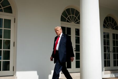 https://www.facebook.com/WhiteHouse/photos