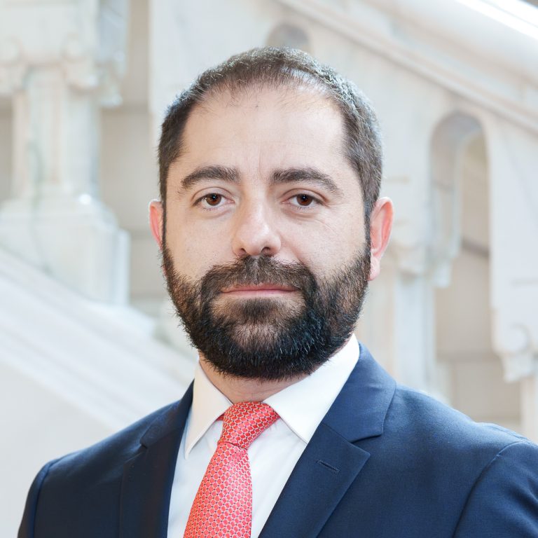 Burnete: Discuțiile pe legea salarizării – reluate săptămâna viitoare; nu e un blocaj; fac apel la sindicate să participe la dialog