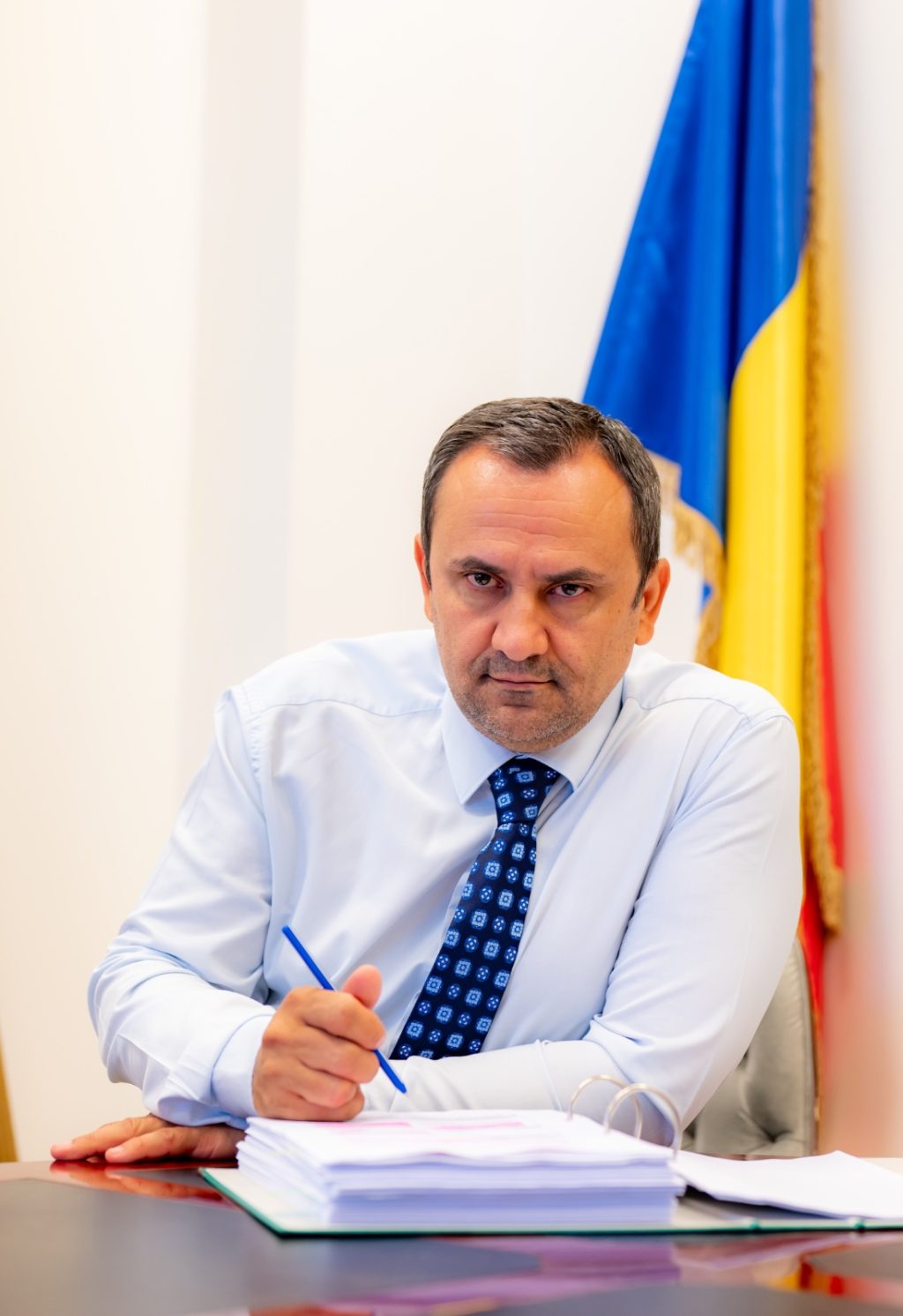 Şeful ANAF: 200 de persoane se află în prezent în analiza ANAF, având averi ce nu pot fi justificate; acolo unde averile nu pot fi justificate, ANAF va confisca 70% din sumele deţinute
 - poza 1