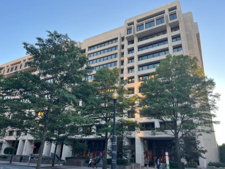 FMI şi-a îmbunătăţit previziunile privind creşterea economiei mondiale în 2026 în pofida tensiunilor persistente - poza 1